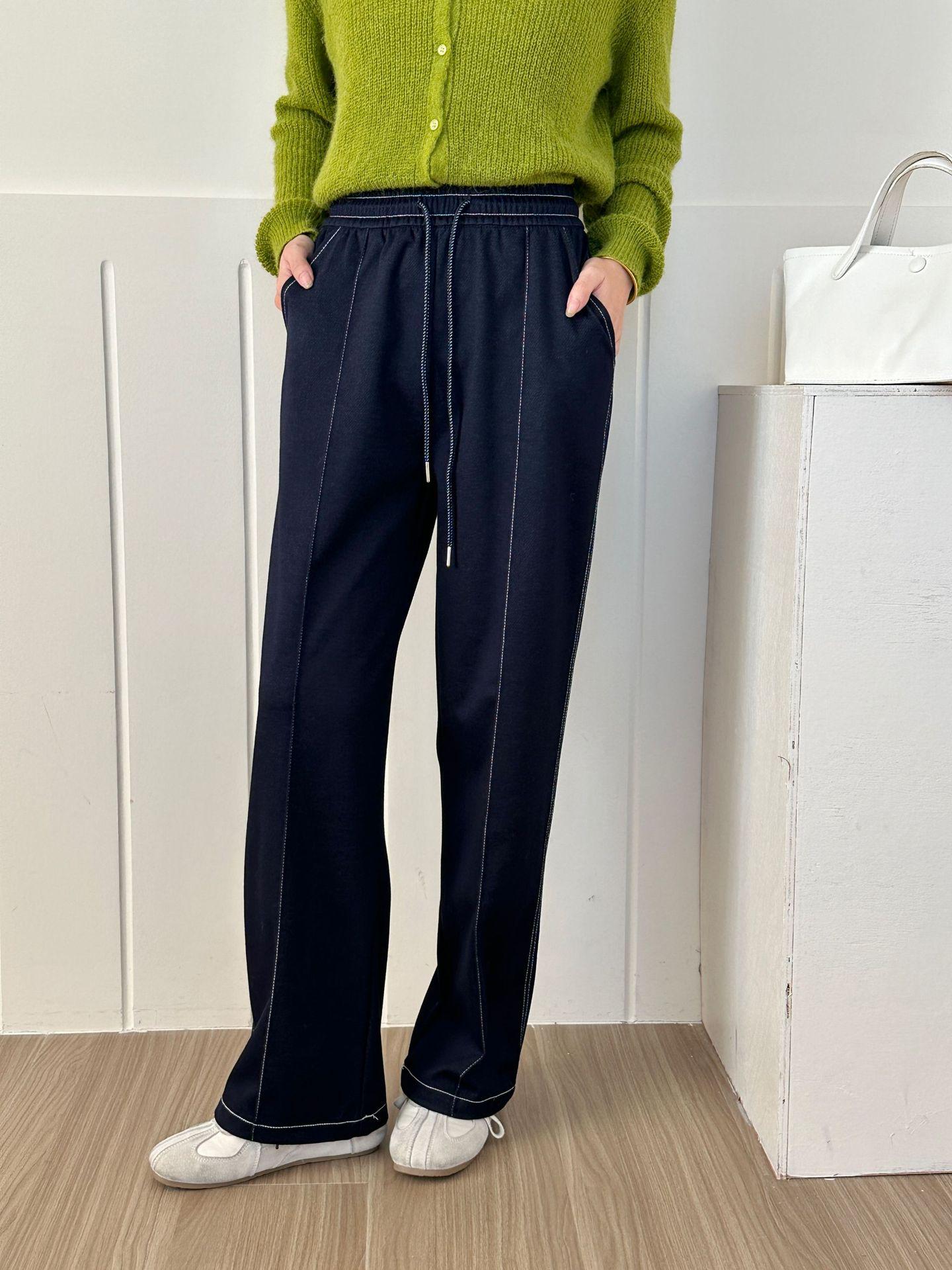 

2025 Autumn Women s Plus Size Slimming Elastic Waist Jeans, Mid-Rise, Pear Shape, Narrow & Wide Leg Styles, Casual Wear L темно-синий