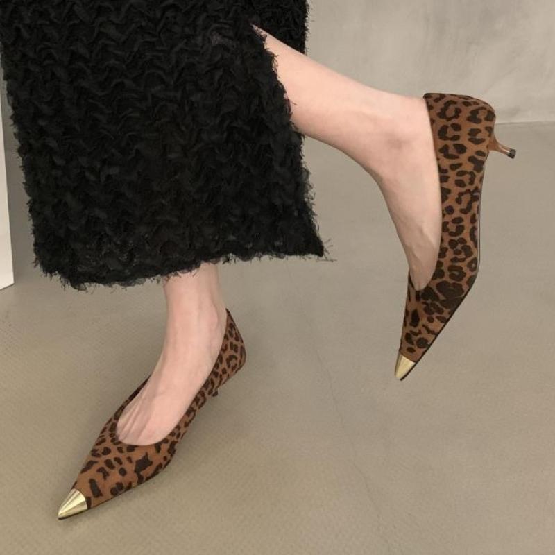 Fashion 2025 New French Pointed Toe  Temperament Shallow Mouth Single Shoes Women's Spring and Autumn New Suede Stiletto Shoes