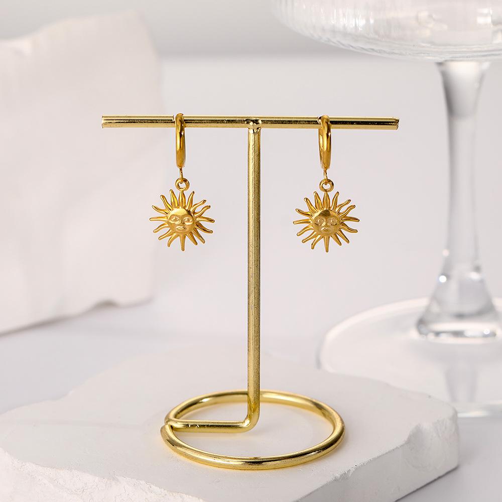 French Retro Titanium Steel 18K Gold Pearl Geometric Earrings with Eight-Pointed Star Sun Pendant