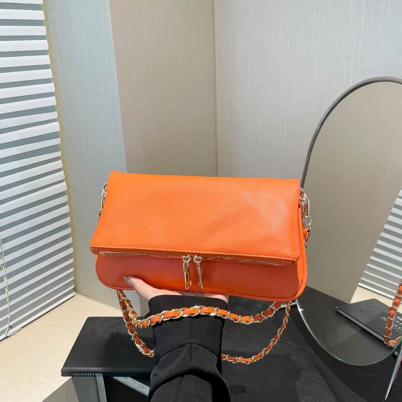 Sac à underarm tendance en cuir huilé, Texture simple et élégante, Sac bandoulière à chaîne unique