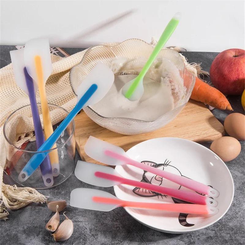 Kitchen Accessories Cake Scraper Pastry Utensils Spatula Cookie Cutter Baking Tools High Temperature Resistance Cooking Kitchens