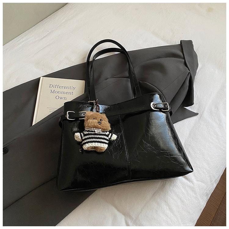 Suede Large Capacity Bag Women's Winter New Retro Fashion Armpit Bag Commuter Simple Tote Bag