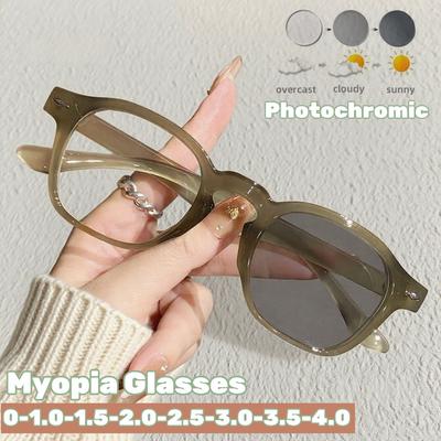 Pochromische Myopie-Brillen für Damen Herren Mode Ovaler Rahmen Farbwechselnde Minus-Brillen Fertige Nahsicht-Sonnenbrillen