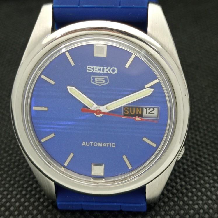 BRUKT VINTAGE SEIKO 5 AUTOMATISK JAPAN HERRE D/D BLÅ SKIVE KLOKKE 621a-a413406-2 SKU621a-a413406
