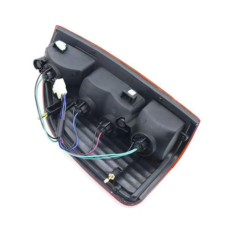 Applicable Rear Tail Lights & Turn Signals for Kuncheng, ZTE Changling, Jinlong, Higer, and Tianye Changling Pickup Trucks.