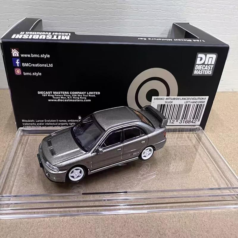 

Modified Version 1:64 Mitsubishis Lancer Evolution II Two Alloy Sports Car Model Metal Classic Racing Vehicle Car Model Kid Toy сірий колір