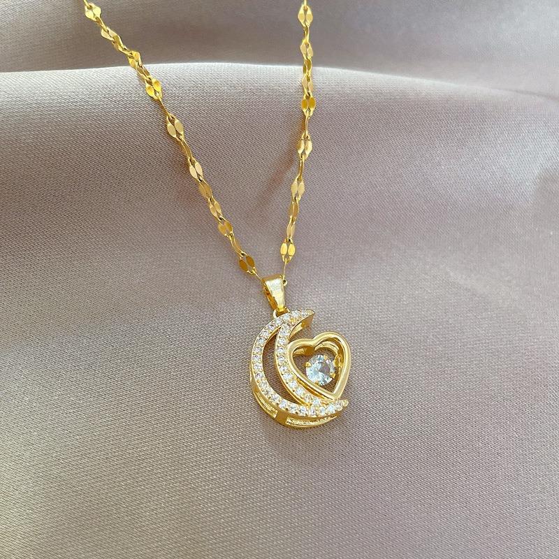 Dynamic Moon Clavicle Chain New Trendy Ins Light Luxury Niche Design Gold Temperament Love Titanium Steel Necklace Women's Jewelry