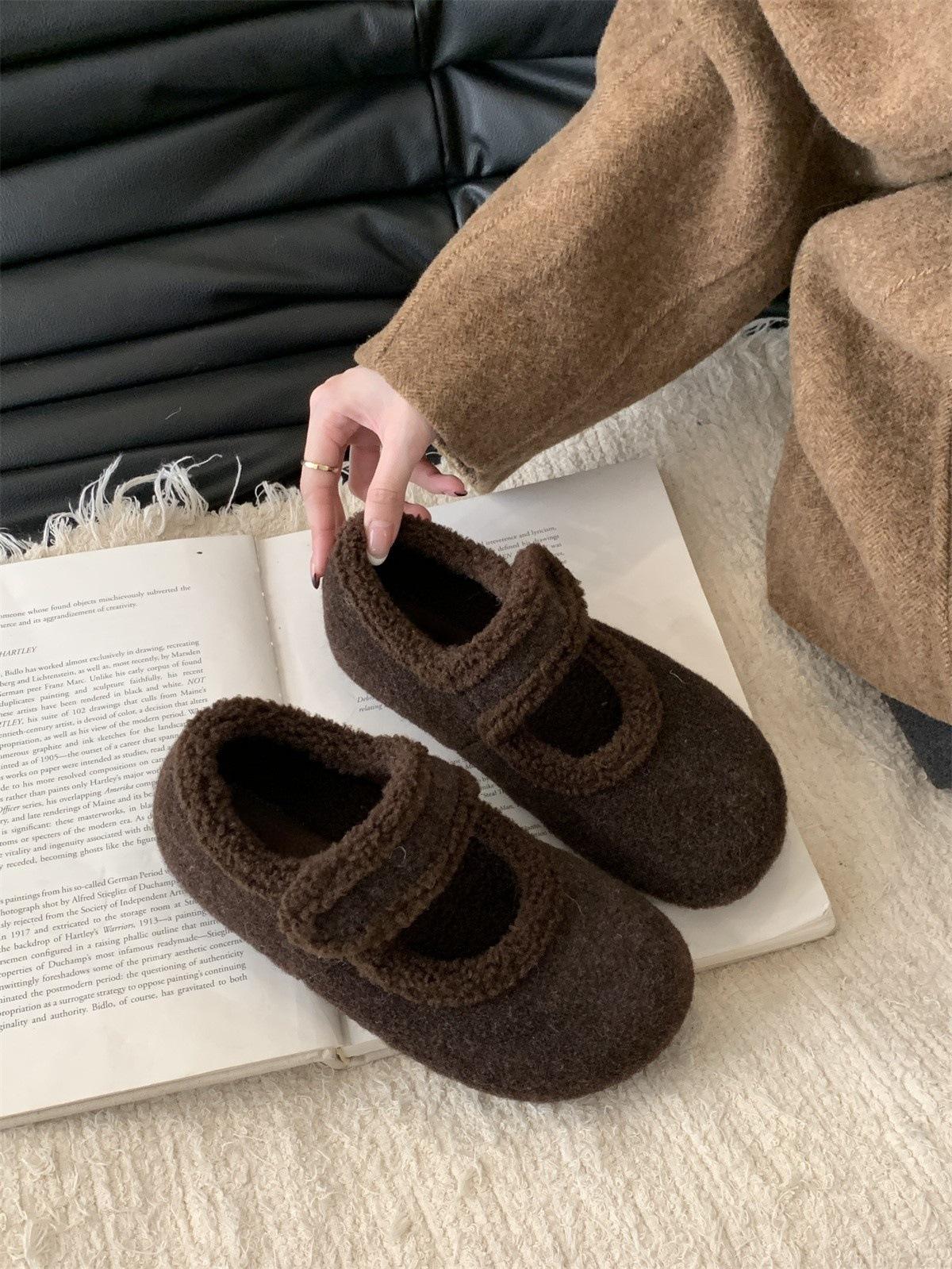 

Inner heightening thick-soled piled Birkenstocks, gray single shoes, seasonal fluffy shoes, Birkenstocks. 40 коричневий