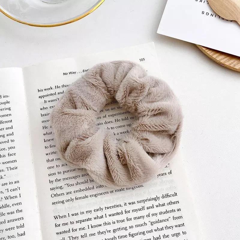 New Winter Soft Hair Scrunchies Furry Elastic Hair Band Women Girls Ponytail Holder Hair Rubber Band Hair Ties Hair Accessories