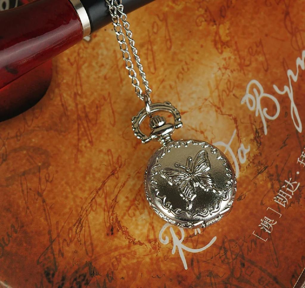 Fashion Cute Relief Silver Butterfly Pocket Watch Vintage Quartz Pocket Watch Unisex Sweater Chain Watches Necklace