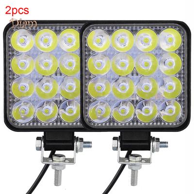 2 fari a LED luminosi quadrati da 48 W, fari da lavoro per auto, SUV, camion, fendinebbia