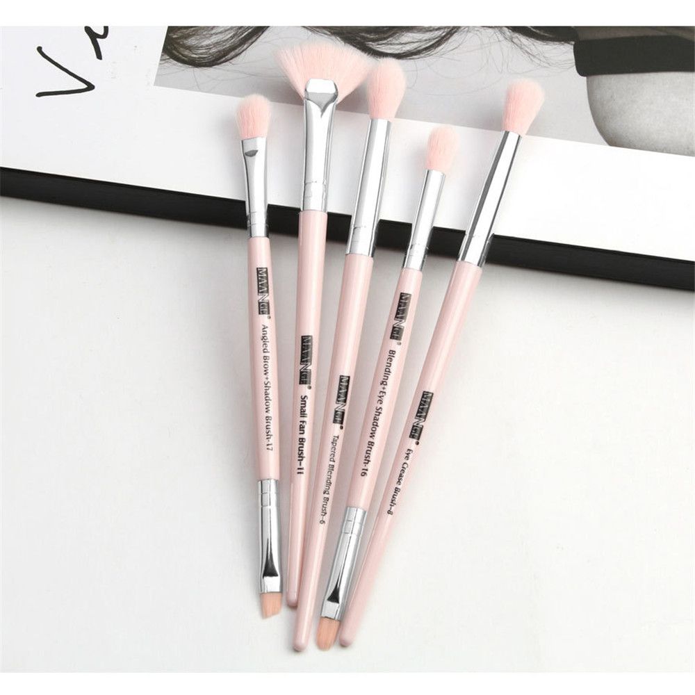 New Makeup Cosmetic Applicator Blusher Tool Eyeliner Brush Eyeshadow Contour Eye Blending Brushes