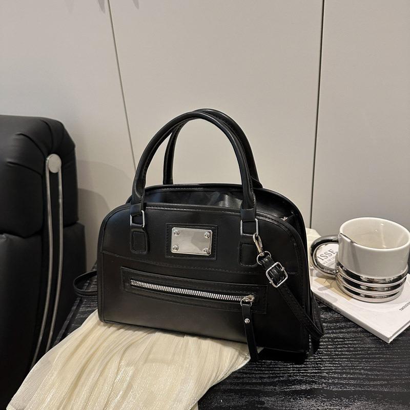 

Summer new high-value handbags are popular today, fashion temperament is simple and high-end messenger bags, women s bags
