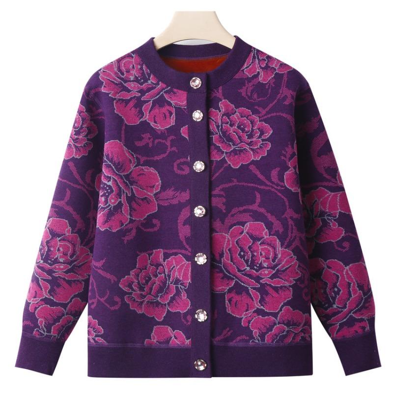 Middle-aged mother clothes old lady velvet warm grandma autumn and winter clothes color cardigan old coat