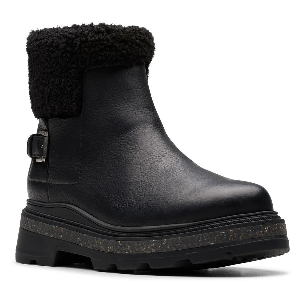 

Clarks Shoes HencroftMadiWP Booties 41