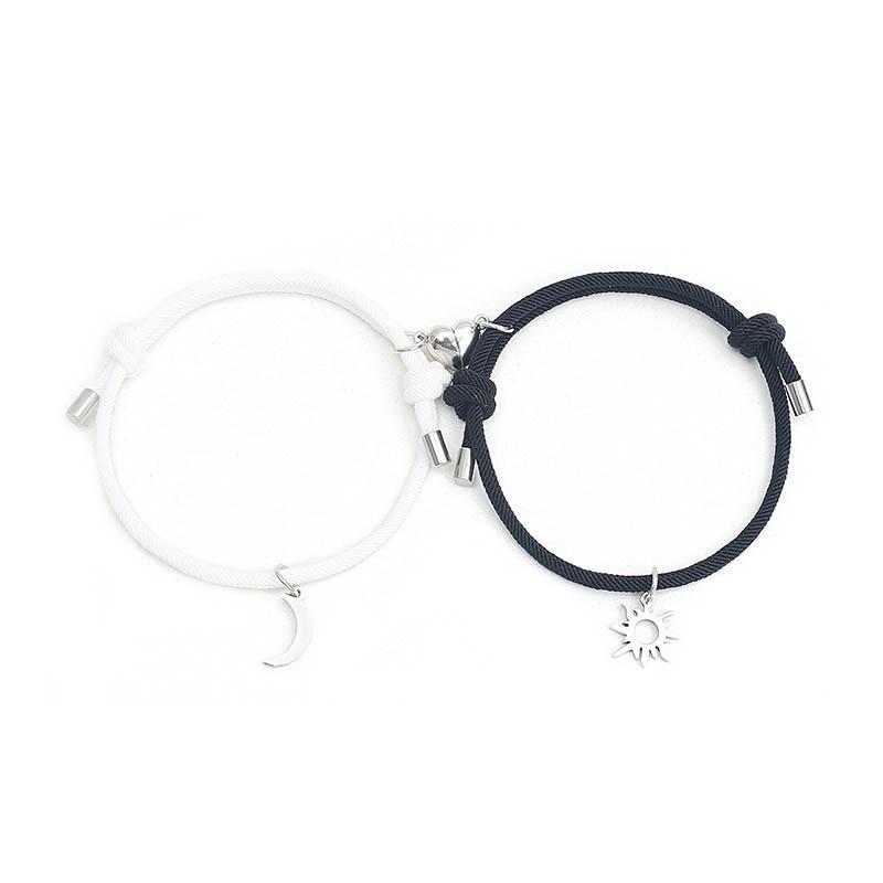 Romantic Couple Bracelet 2Pcs/Set Heart Magentic Matching Braclet Valentine Day Gift Paired Sun Moon Relationship Love Braslet