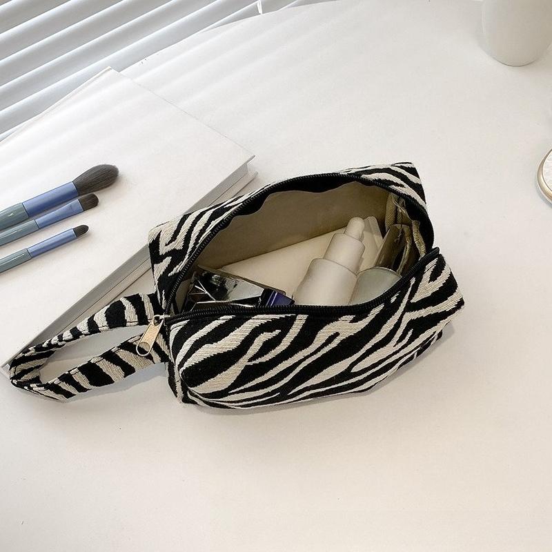 Leopard Print Makeup Bags Makeup Brush Pen Bag High Quality Women's Large Capacity Cosmetic Bag Portable Storage Handbag