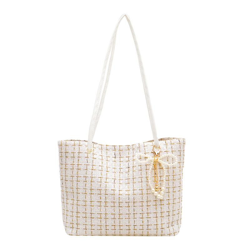 New casual fashion, this year's popular woolen plaid autumn plaid single shoulder crossbody portable tote bag