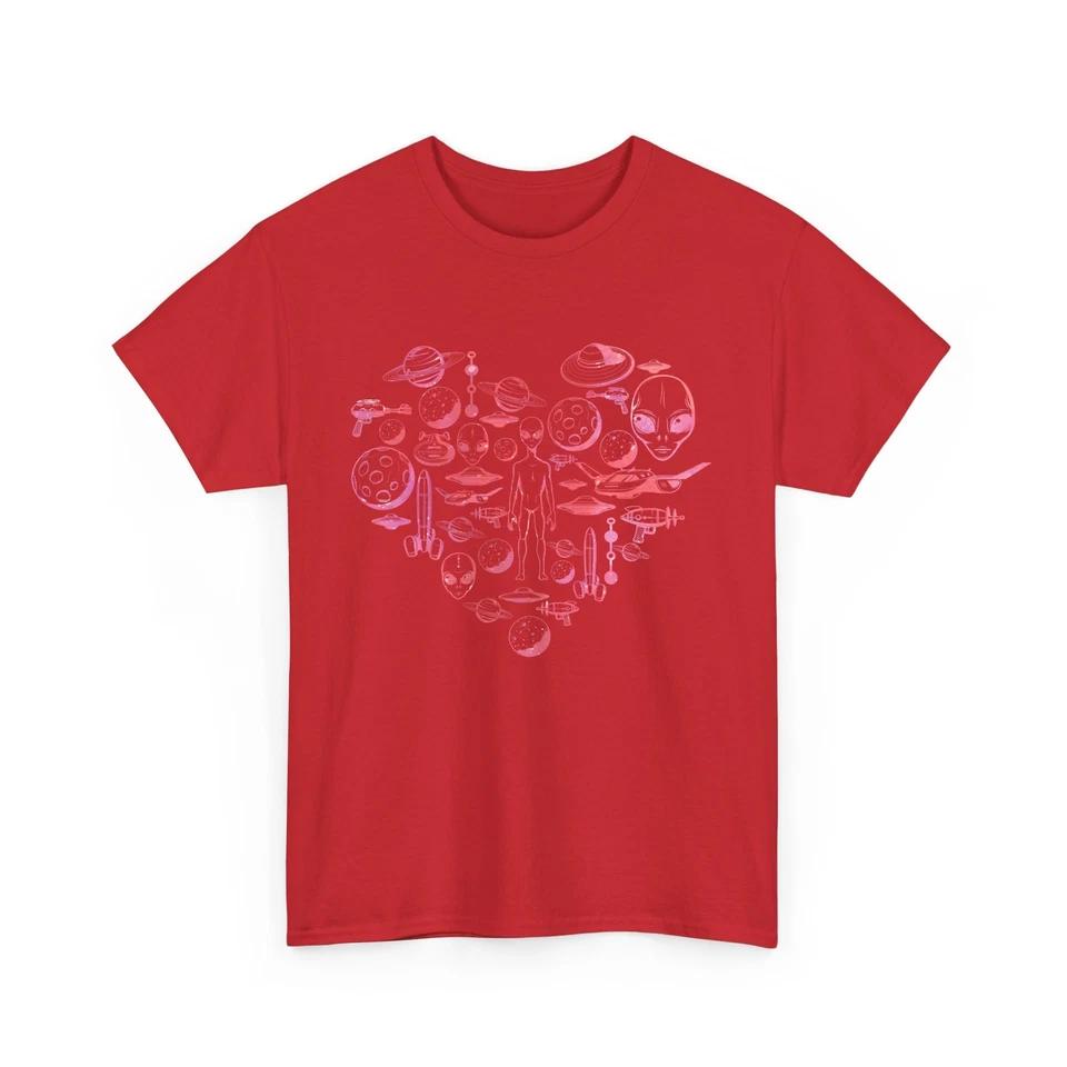 UFO Lover T-Shirt | Alien Graphic Tee | Cool Sci-Fi Gift Shirt | Alien Heart tee 2 4XL