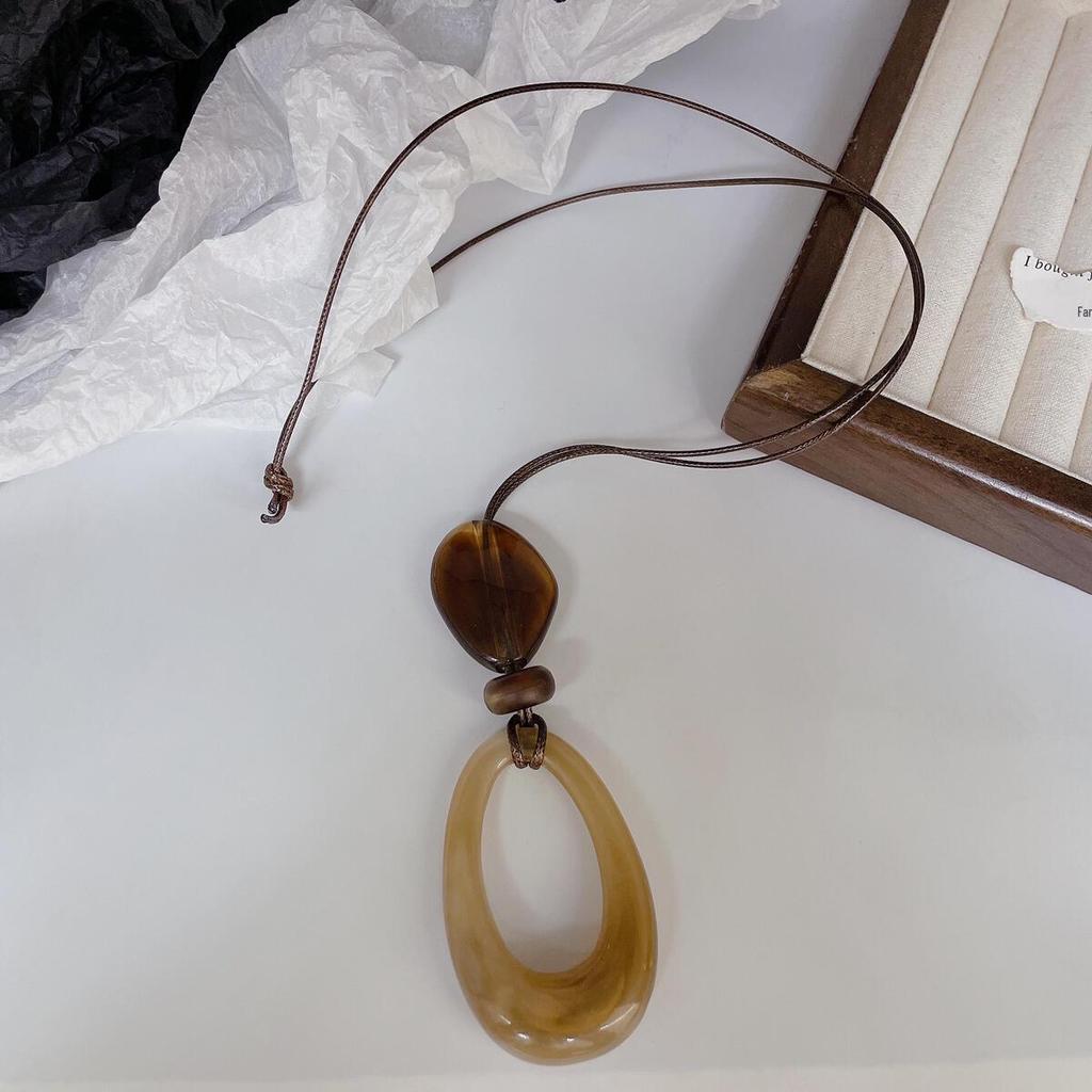 Hand-Woven Pine Nut Wood Bead Necklace - Chinese Retro Style Versatile Fashion Accessory