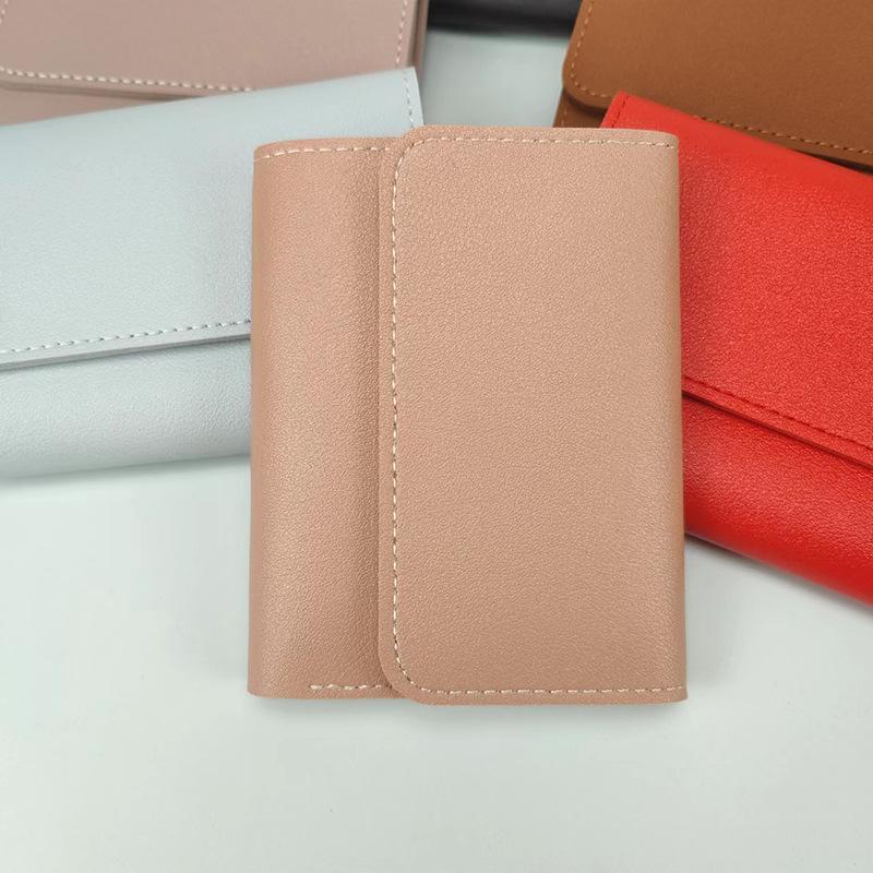 

Простой короткий женский кошелек, зажим для студенческого билета, многофункциональная визитница, скидка 30% на мелочь, ультратонкий глянцевый кошелек.