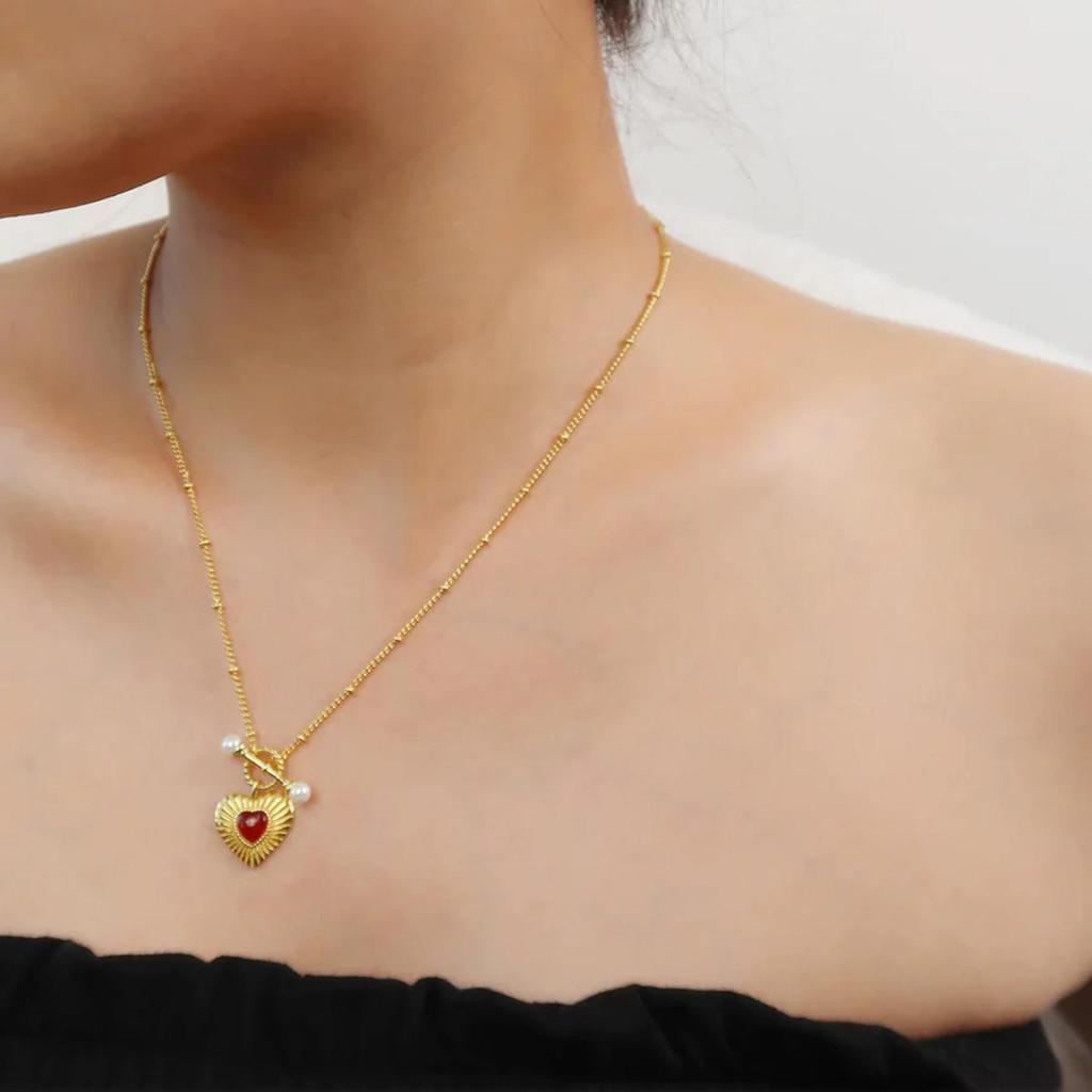 18k Gold Red Agate Pearl Heart Necklace for Women
