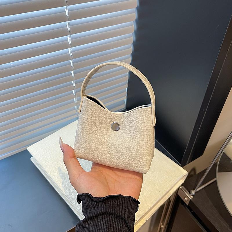 

Popular mini bag women s new autumn and winter new fashion lipstick portable small bag