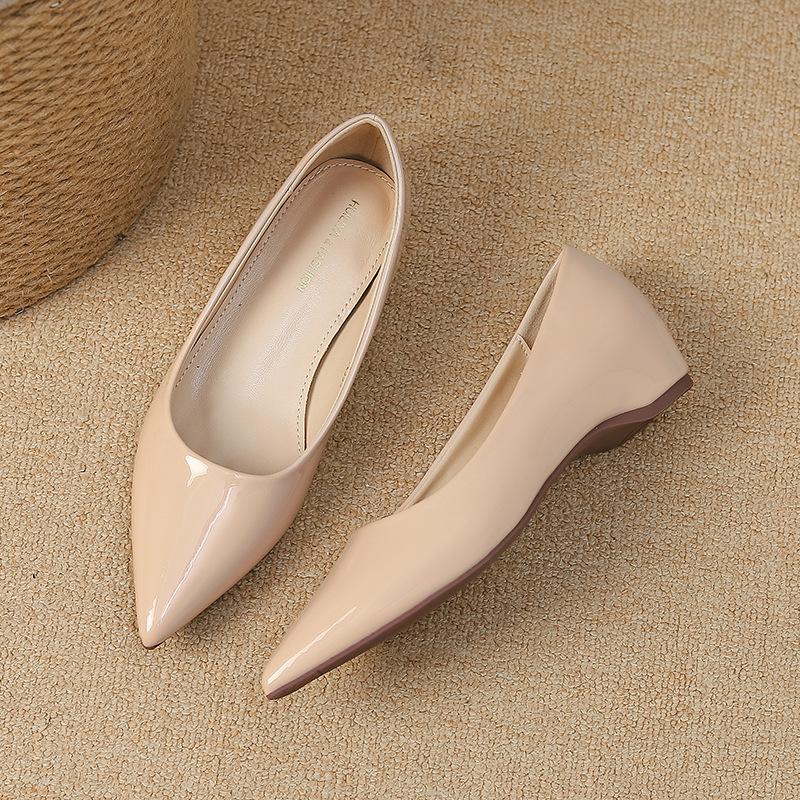 

Y 2533-1 nude women 2025 new versatile four seasons Internet celebrity Muse French black single shoes female pointed 40 розовый