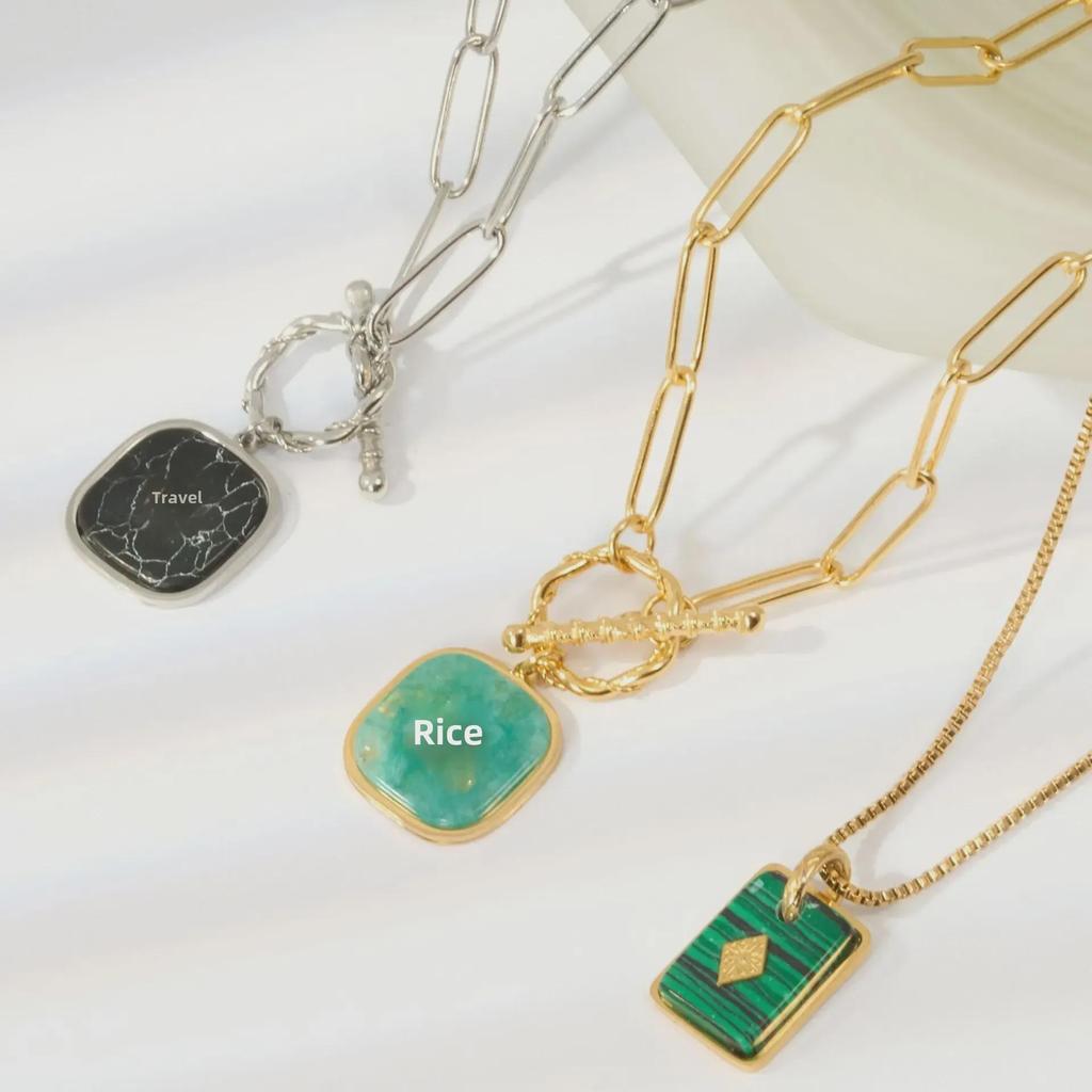 Emerald-Accented Titanium Steel Necklace - Elegant French Leaf Design