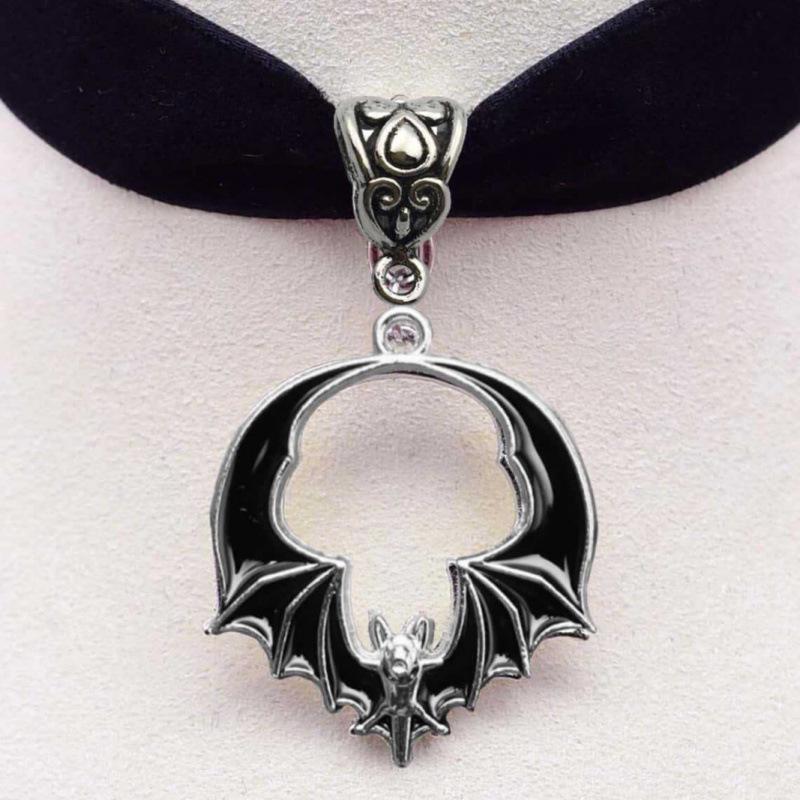 Gotische Silberfledermaus Anhänger Halskette mit schwarzem Samt Choker für Vampir Rollenspiele