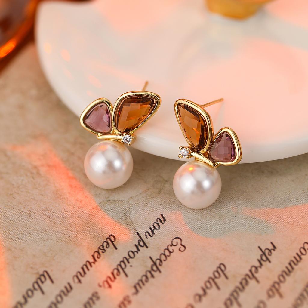 Premium Pearl Stud Earrings S925 Silver Needle Elegant Exquisite Earrings Retro Temperament Versatile Earrings