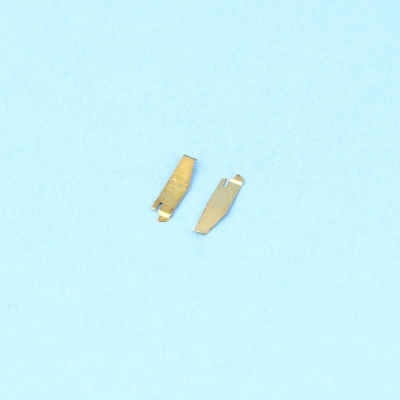 2 шт. Зажим для батарейки кварцевых часов Аксессуары Зажим для батарейки Для механизма кварцевых часов Eta 976.001 Ремонт Замена Инструмент Запчасти onesize