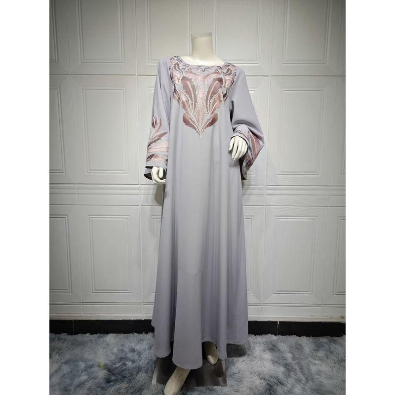 New Arrival Middle East Embroidered Hot Drilling Robe Dress Embroidered Diamond Studded Dress