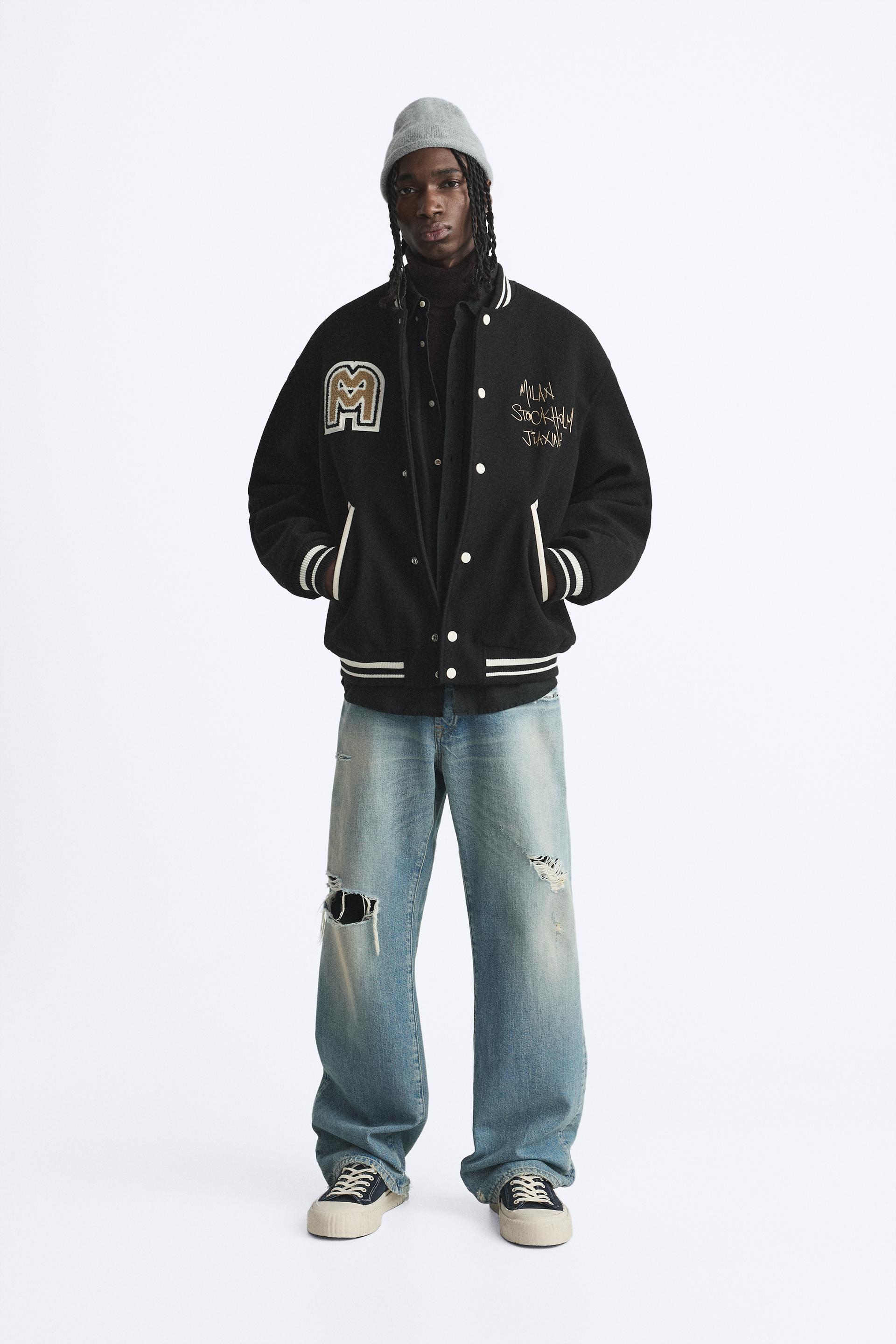 

КУРТКА-БОМБЕР С КОНТРАСТНОЙ НАШИВКОЙ