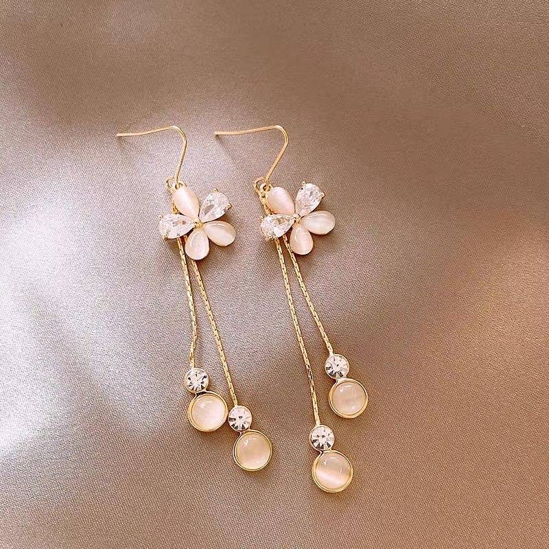 Gold Flower Zircon Ear Studs Women's Accessible Luxury Fancy Elegant Generous Earrings 925 Sterling Silver Needle Delicate Earrings Summer
