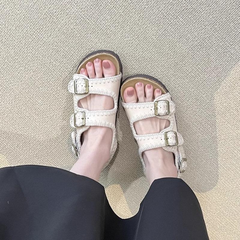Version platform belt buckle casual open-toed sandals wear retro one-pedal beach shoes