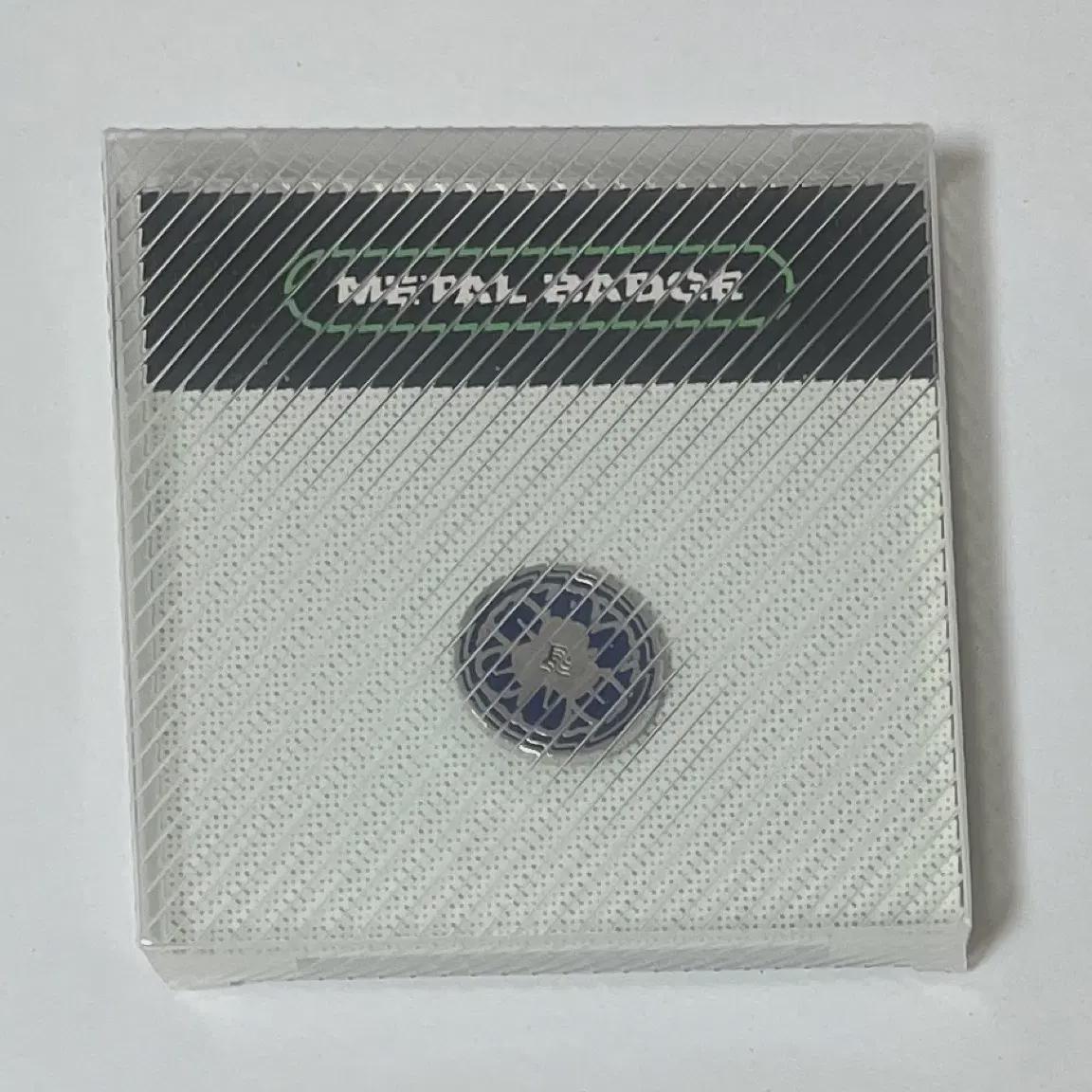 

Plave Sunghwi Yego Badge Sealed