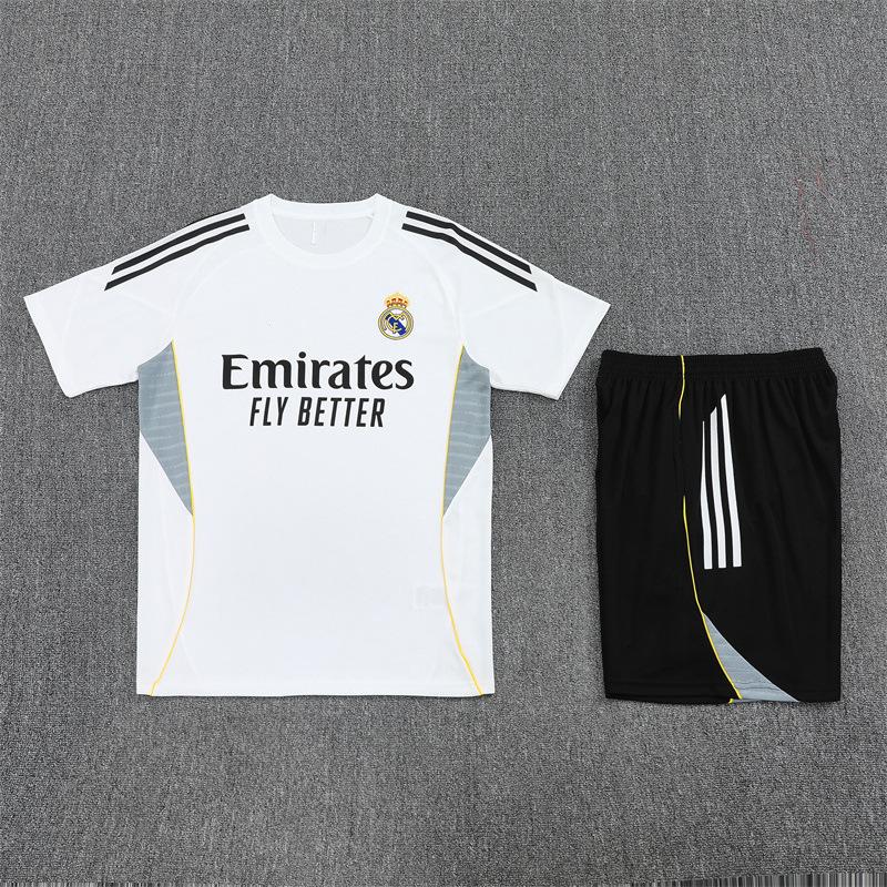 Brasile Arsenal Parigi Real Madrid Barcellona Spagna Chelsea Tuta da Allenamento Maglie da Calcio per Adulti Maniche Corte