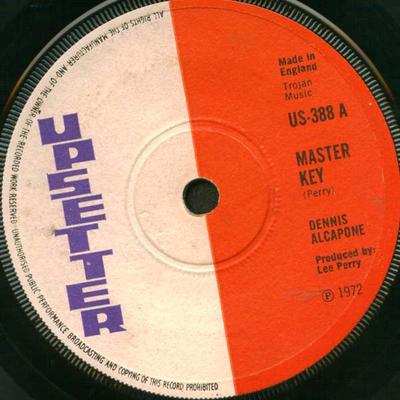 7inch Record DENNIS ALCAPONE  THE UPSETTERS  Master Key  Key Hole US388 Upsetter 1972 UK Reggae Ska  Dub Used