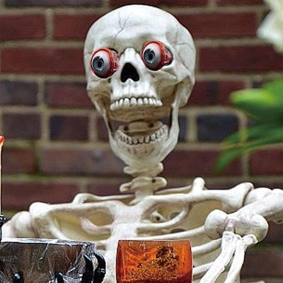 Halloween Ripped Out Eyeball Horror Prop Realistic Life Bloody Ripped Out Eyeball Scary Decorate Cosplay Party Costume Props