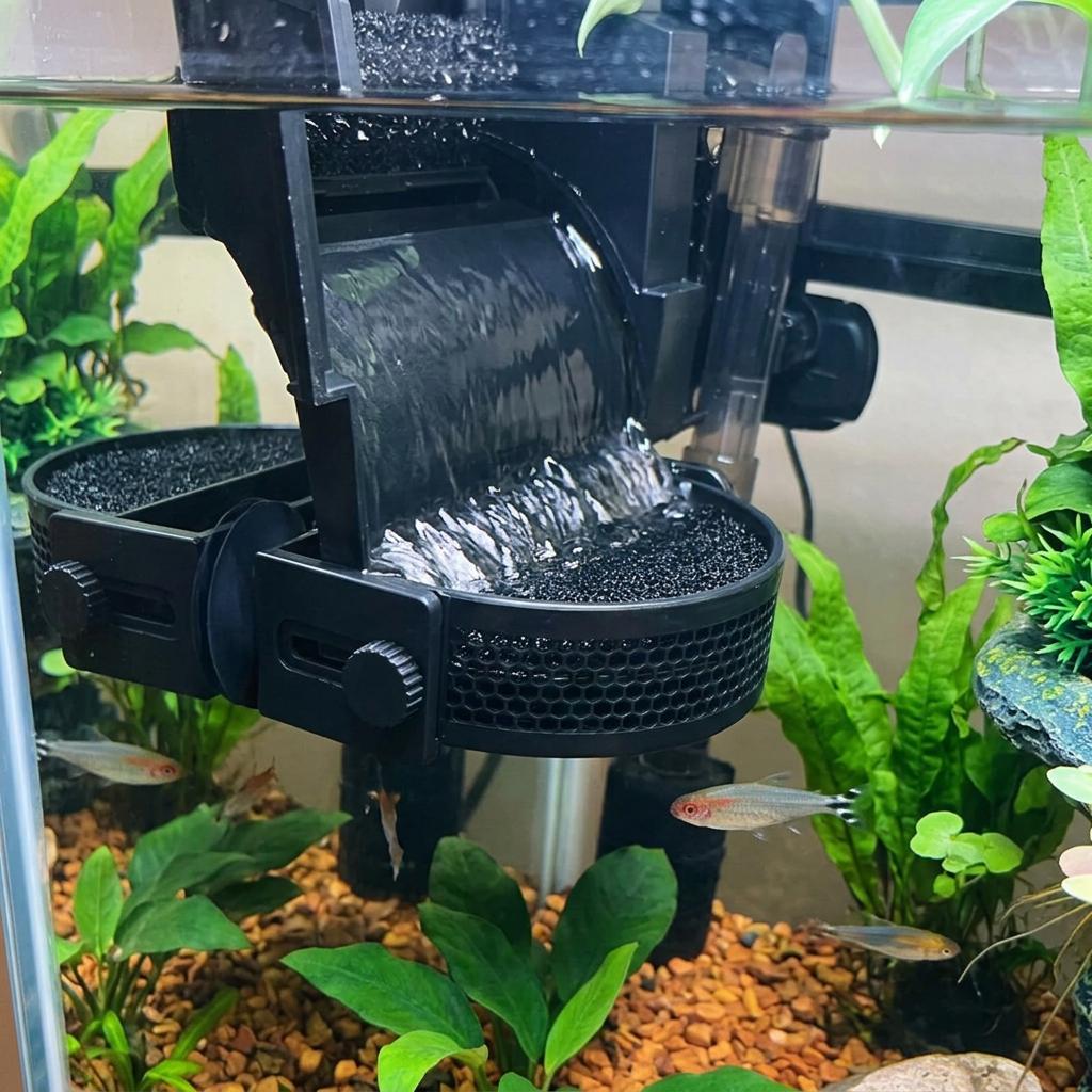 Aquarium Filter Baffle Water Flow Controller with Strong Suction Cups for Tropical Fish Tank Universal Fit Plastic Regulator