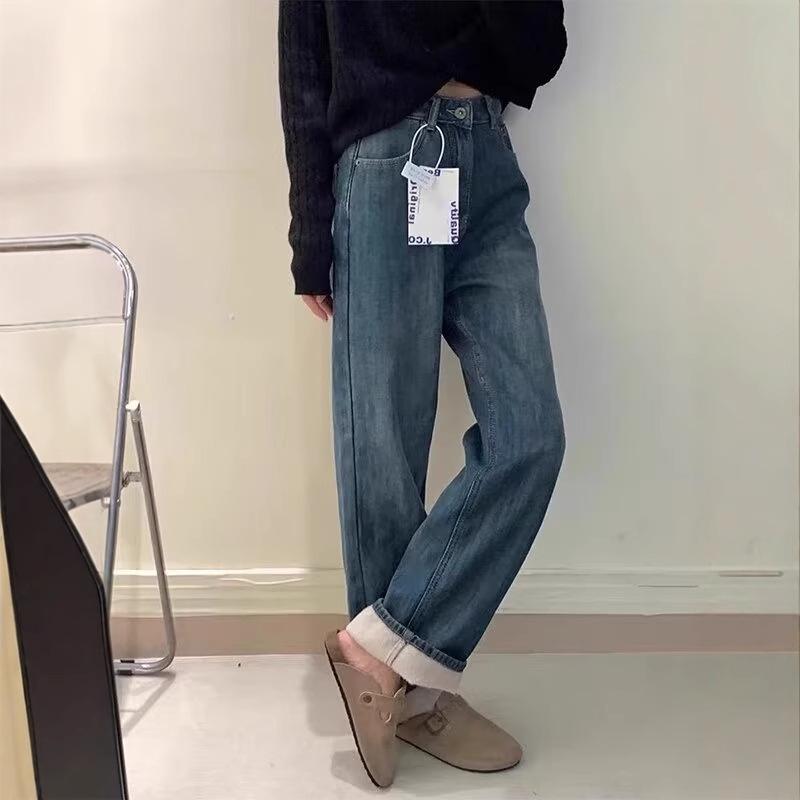 Women's Plus Size Fleece-Lined Wide Leg Jeans: Winter High Waist, Pear Shape, Floor Length