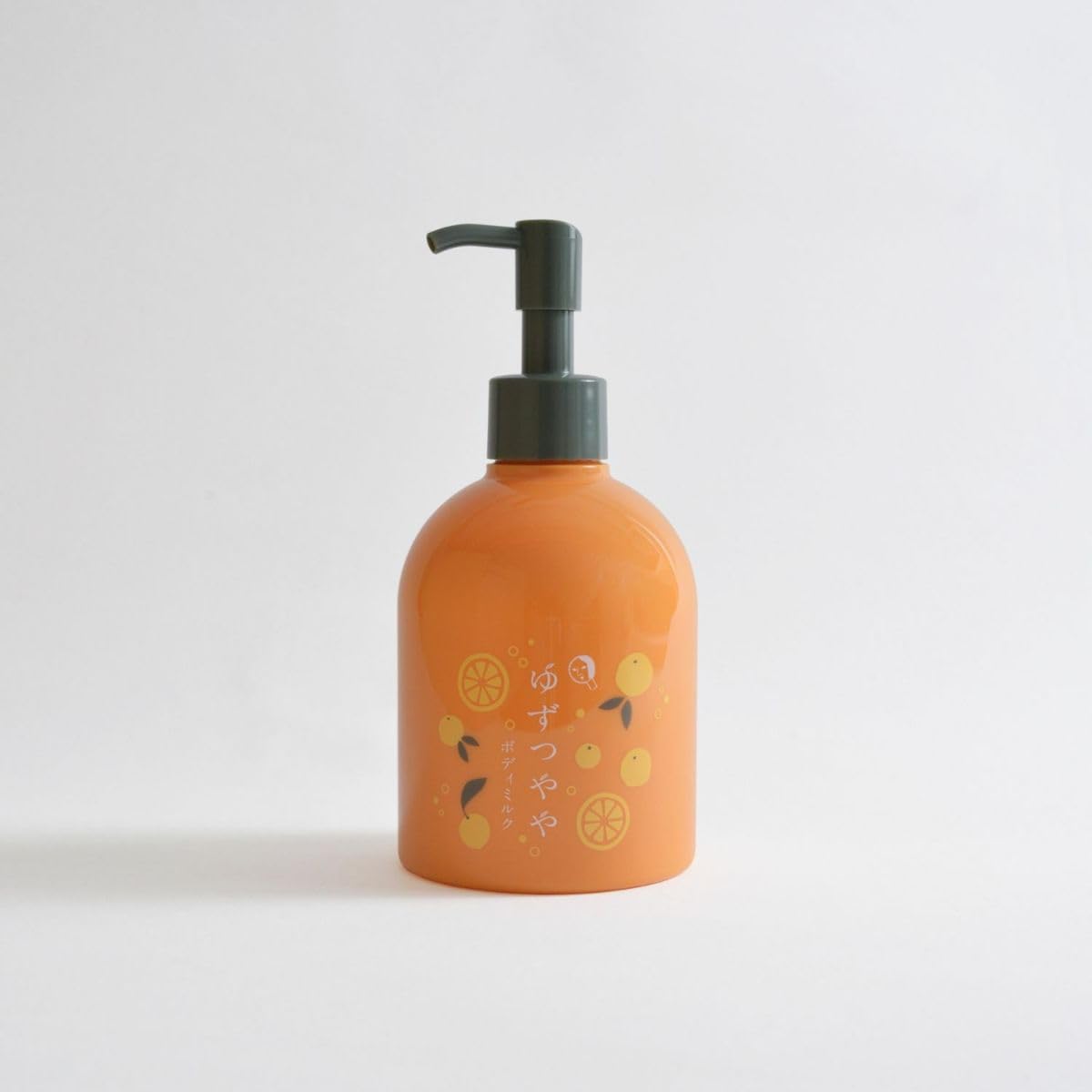 YojiyA Official Yuzu Tsuyaya Body Milk 250ml Scent Pump Moisturizing Contains Natural Ingredients Hydrating Non-greasy Smooth Spreads Well