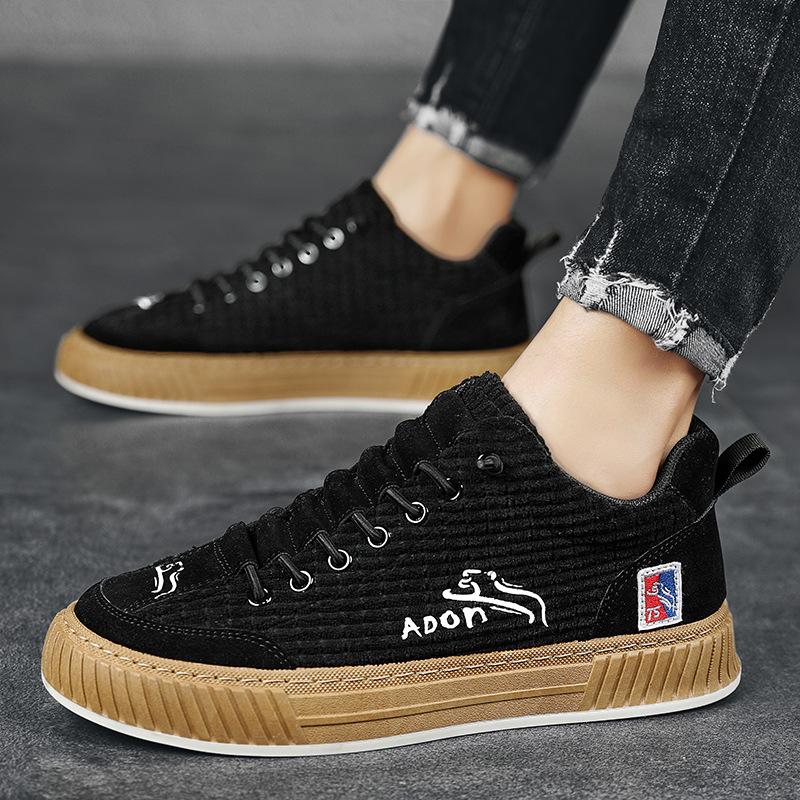 

Men s shoes 2024 new thick-soled mid-top cloth shoes fashion Korean version of sports board shoes Internet celebrity tide casual white shoes 44 чорний