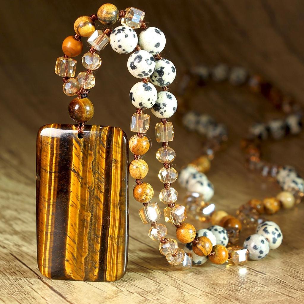 High-End European-American Tiger's Eye Spotted Stone Pendant Necklace for Women – Handmade, Stylish, and Unique