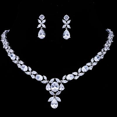 Emmaya – ensemble de bijoux de mariage en cristal classique pour femmes, collier et boucles d'oreilles en Zircon cubique transparent, ensemble de bijoux de fiançailles de mariée
