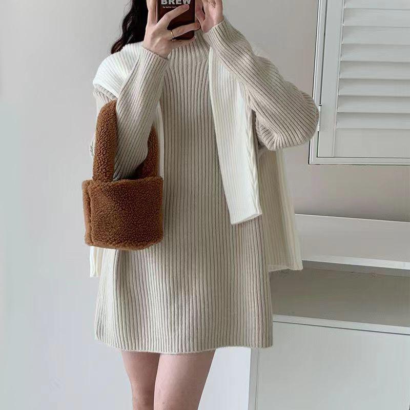 

Solid color semi-turtleneck simple wind pullover bottoming sweater winter new knitted sweater women s tide One size бежевий