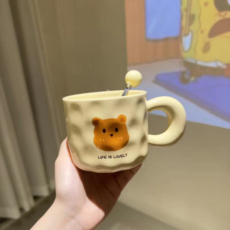 Birthday Gift Cute Little Bear Ceramic Cup for Boys and Girls Drinking Water Cup with Lid Spoon Couple Cup