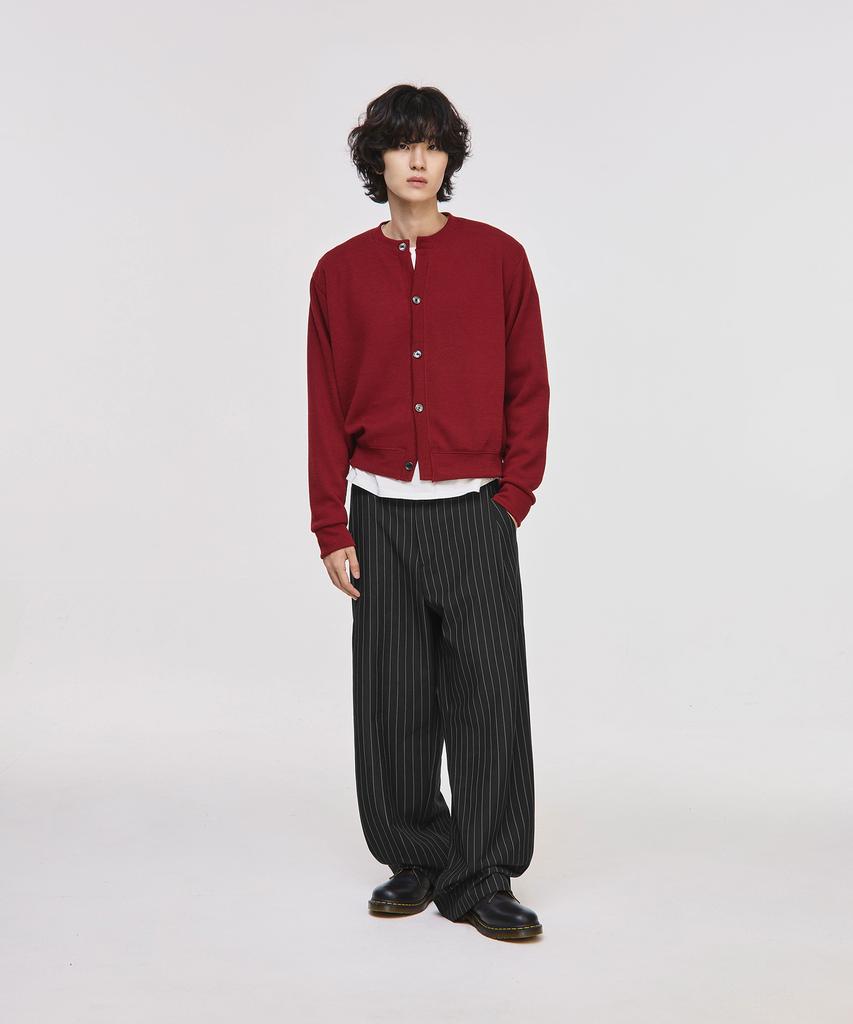 SIGNATURE Side Deep One-Pleat Slacks [Black Stripe]