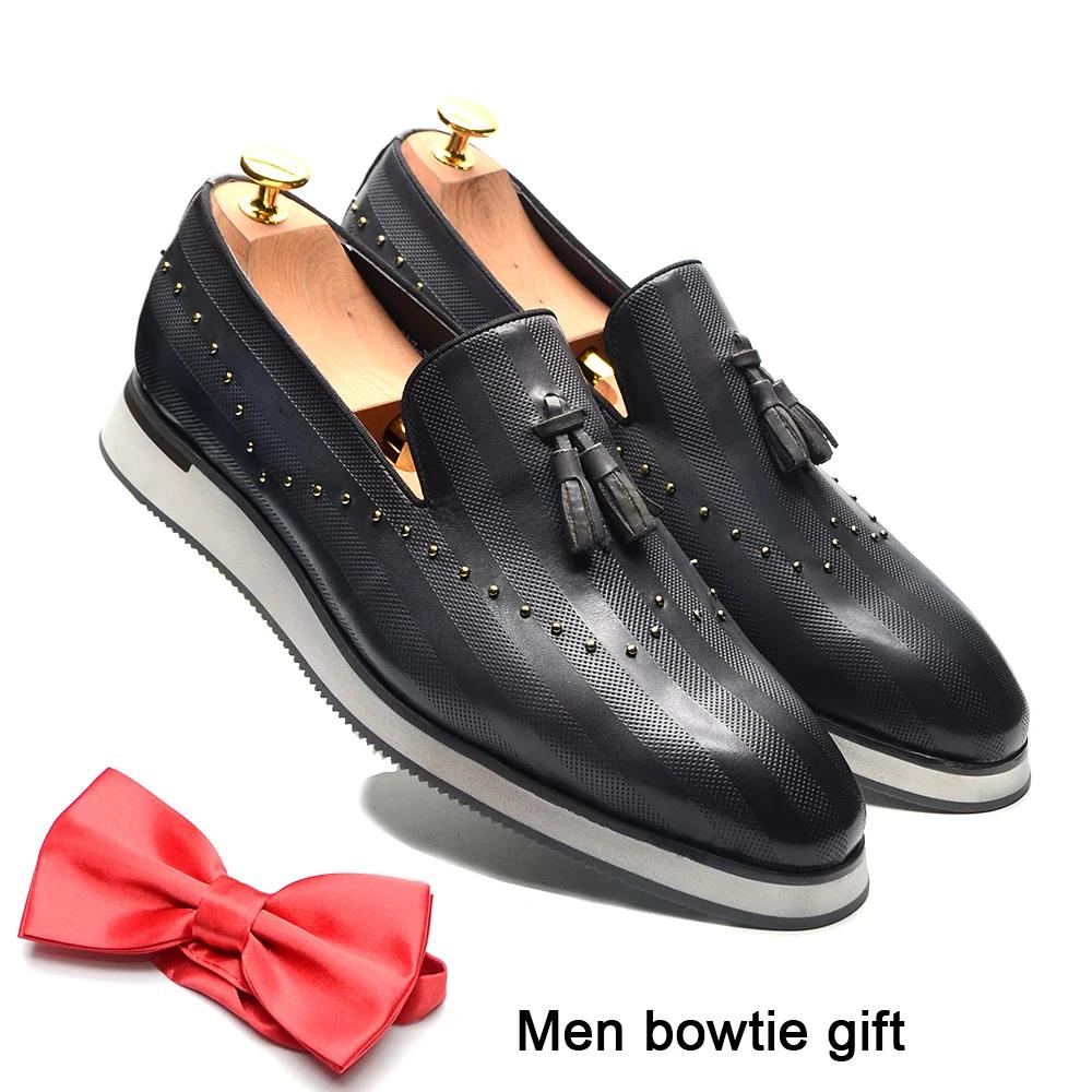 

Stylish Gray Sneakers Men Loafers Genuine Leather Rivet Tassel Flat Non-slip Breathable Casual Business Wediding Shoes Mocasines 46